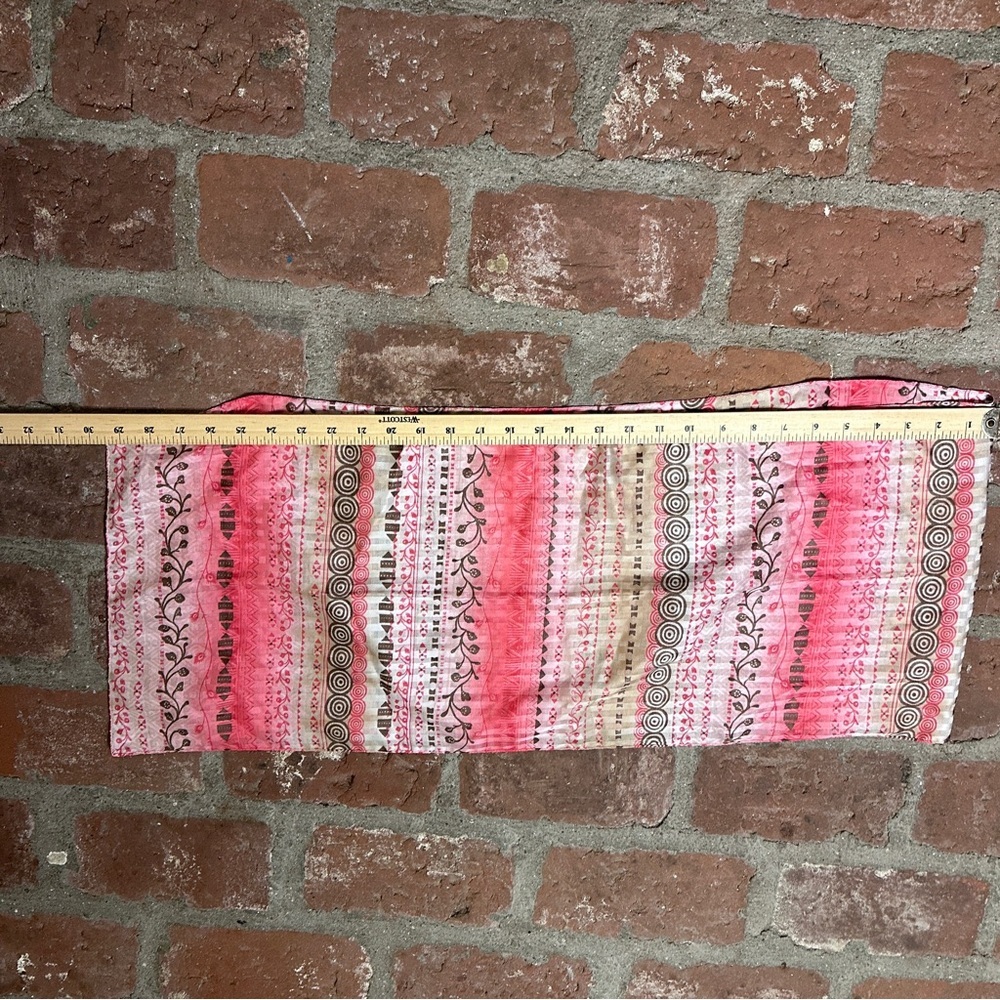 Pink Patterned Scarf - Picture 5 of 7